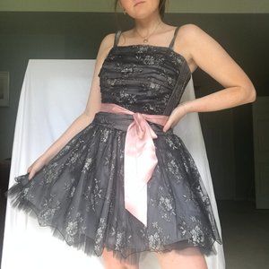 Vintage Jessica McClintock Gray Dress with Bow